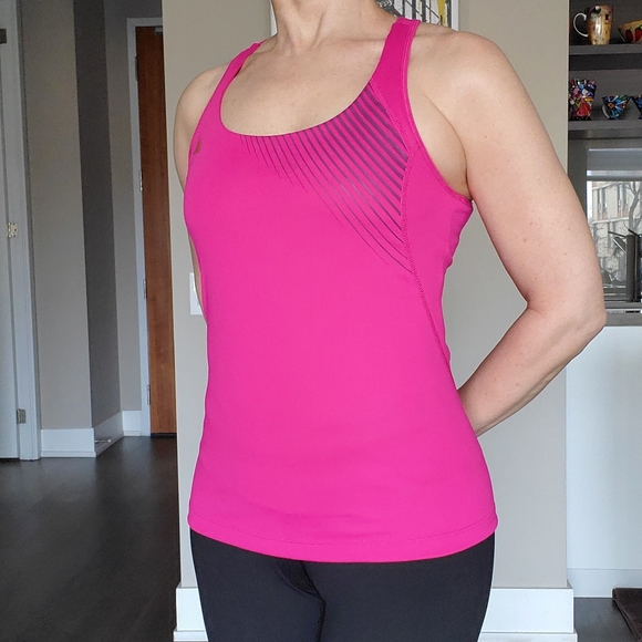 ๐ 2X HOST PICK ๐ Adidas Core Performance Athetic Tank Top - Picture 6 of 15